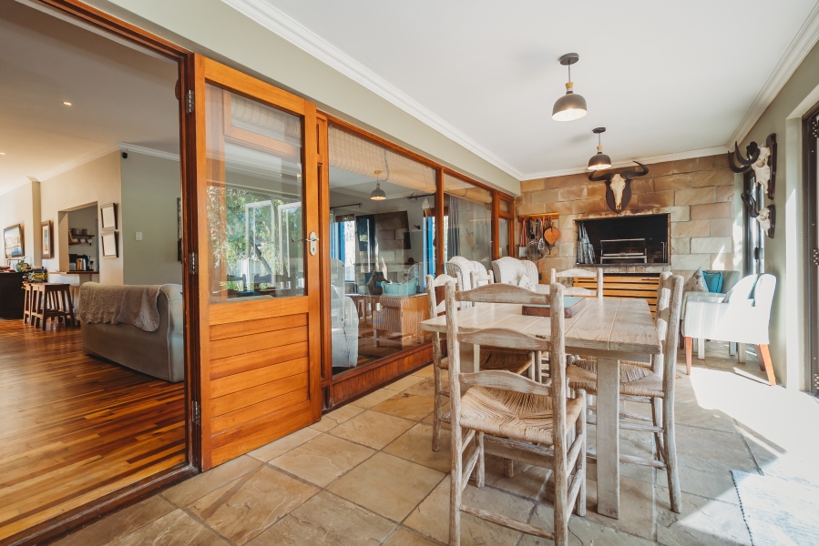 4 Bedroom Property for Sale in Heatherlands Western Cape
